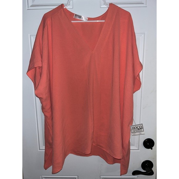 HOCO Top Womens Size 1X 2X V Neck Salmon Coral Runs Large NWT - Picture 1 of 6